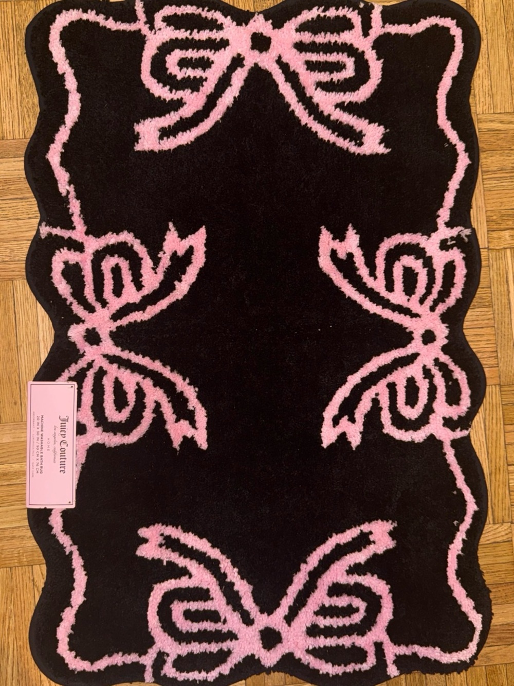 Juicy Couture Home Black and Pink Bow Bath rug #bows #juicycouture